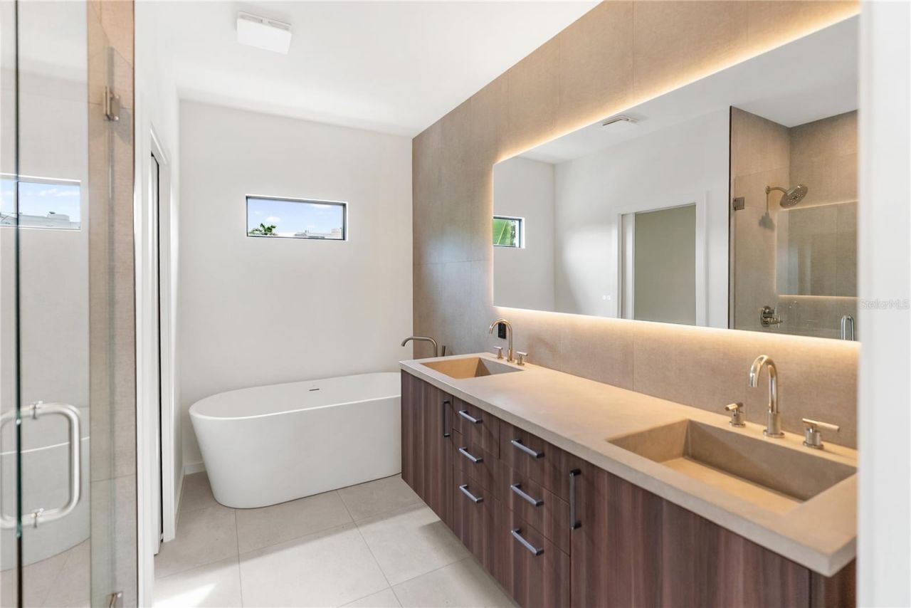 1759 Waldemere Street, Sarasota, FL 34239 Photo