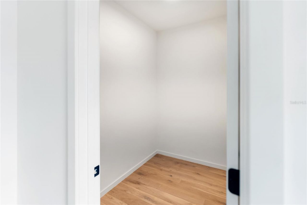 1759 Waldemere Street, Sarasota, FL 34239 Photo