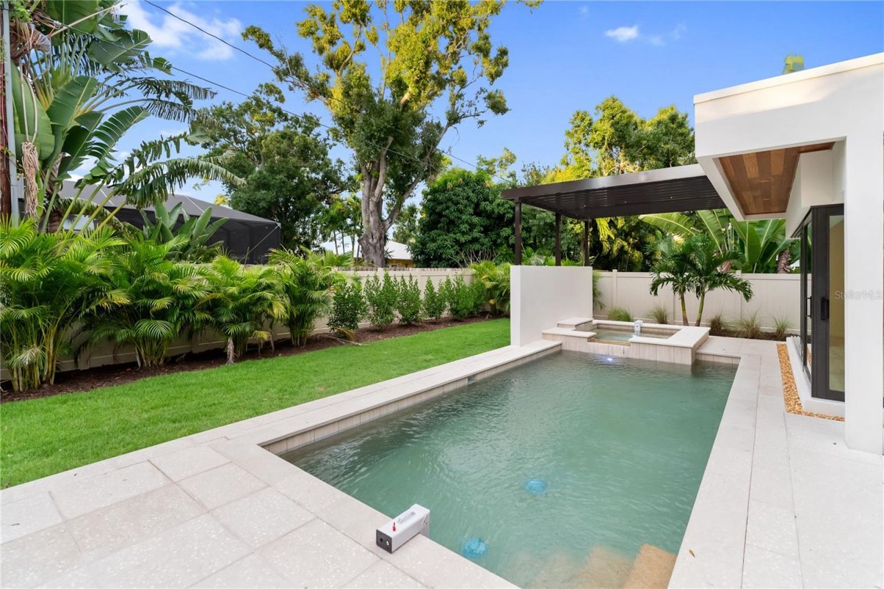 1759 Waldemere Street, Sarasota, FL 34239 Photo