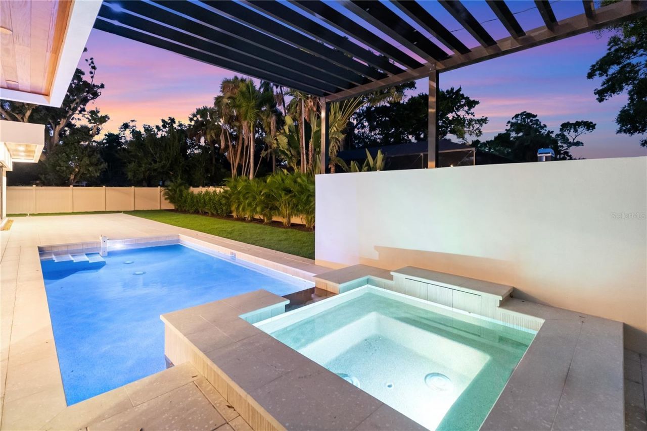 1759 Waldemere Street, Sarasota, FL 34239 Photo