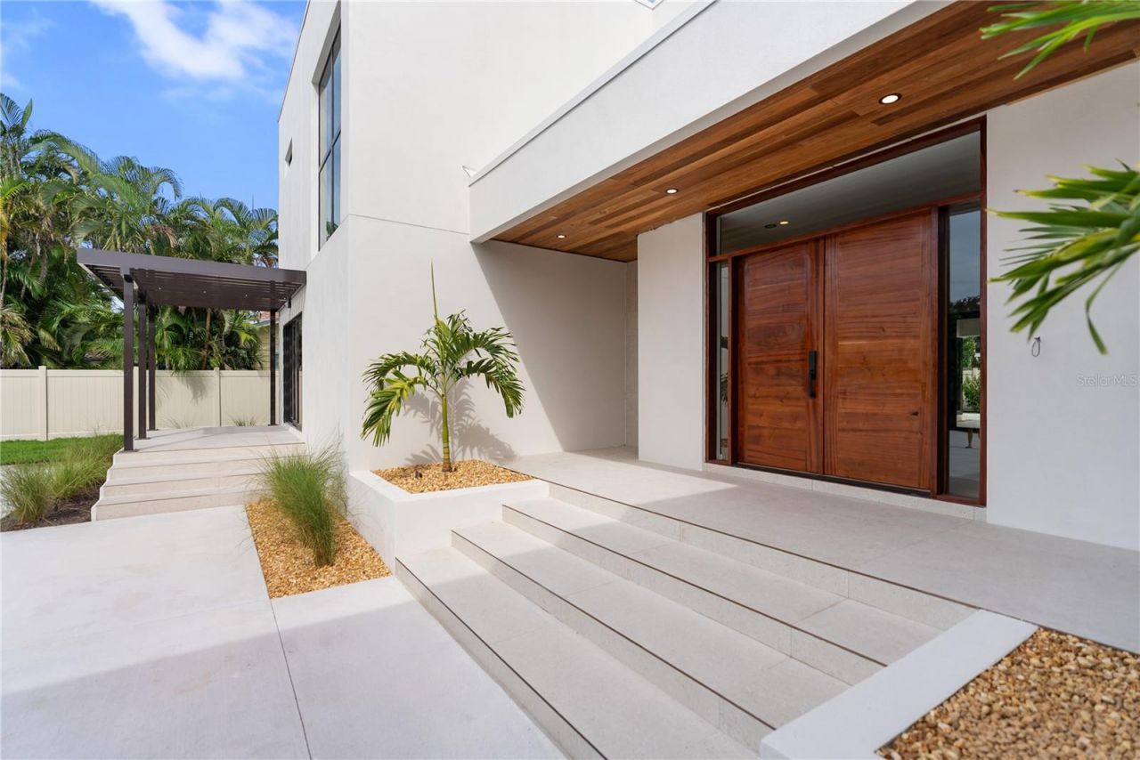 1759 Waldemere Street, Sarasota, FL 34239 Photo