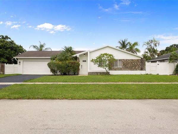 20847 SUGARLOAF LANE, BOCA RATON, FL 33428