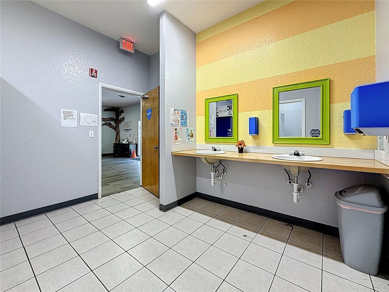 12306 State Road 52, Hudson, FL 34669 Photo