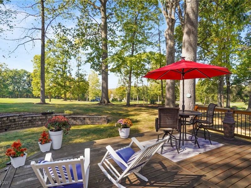 2872 IRONWOOD Drive, Green, OH 44312 Photo 10