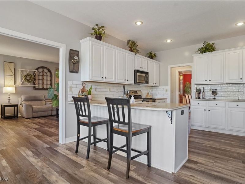 2872 IRONWOOD Drive, Green, OH 44312 Photo 22