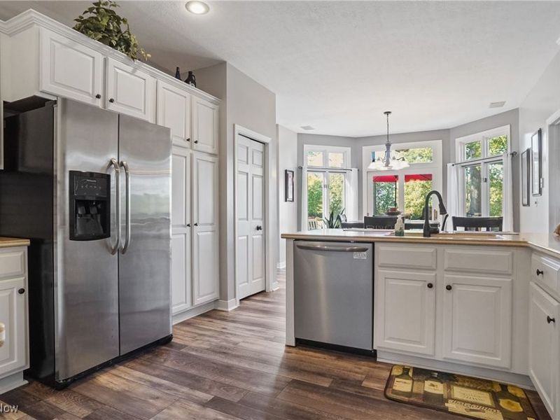 2872 IRONWOOD Drive, Green, OH 44312 Photo 25