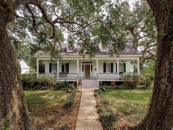 10515 La Hwy 411, Maringouin, LA 70757