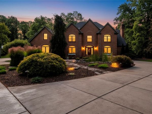 4219 Olde Charted Trail, Poland, OH 44514