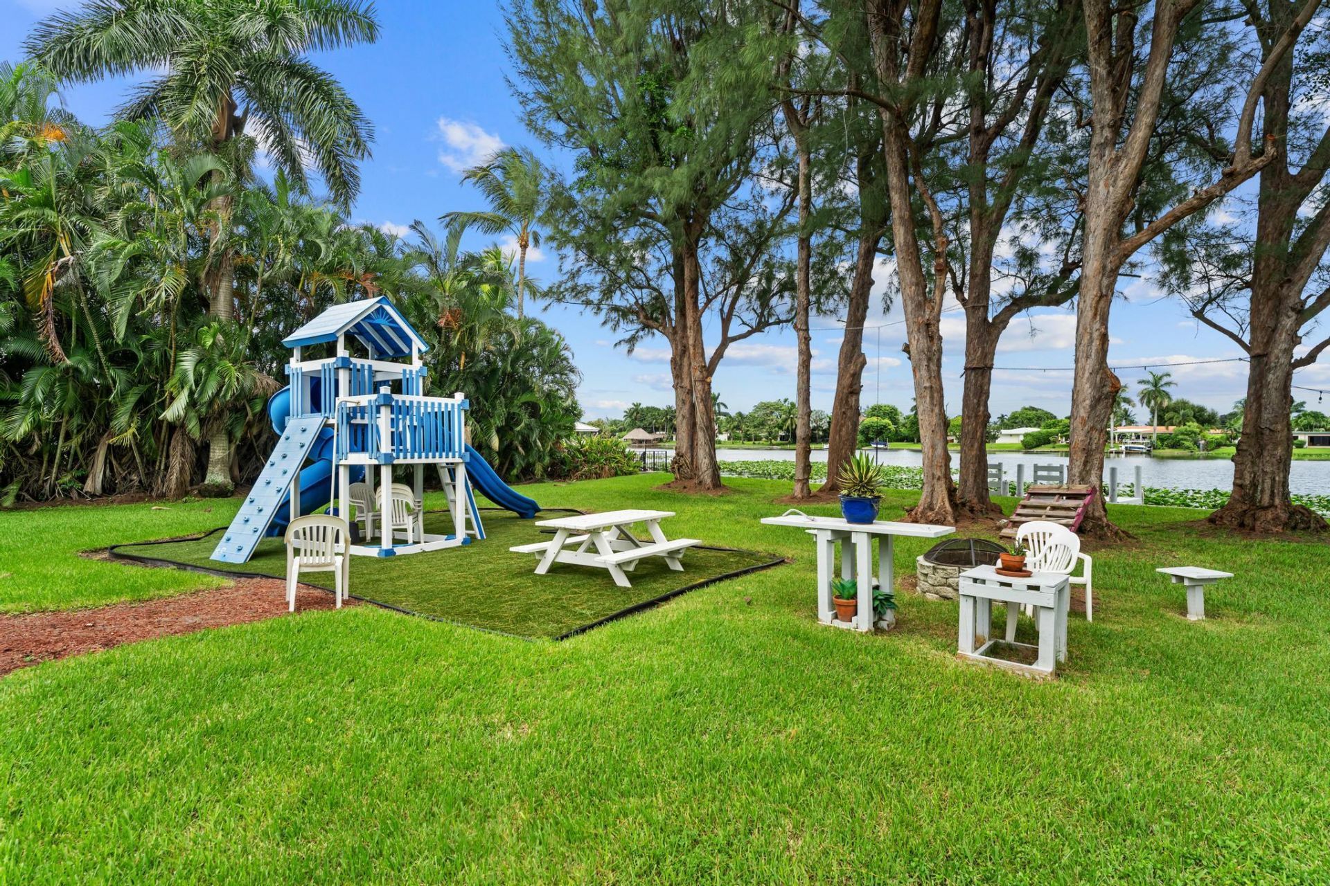 7420 W Lake Drive, Lake Clarke Shores, FL 33406 Photo
