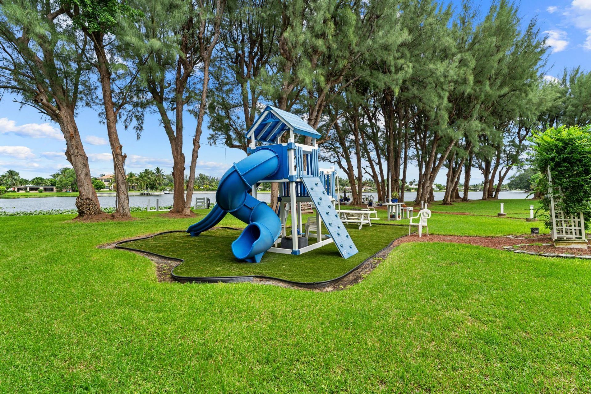 7420 W Lake Drive, Lake Clarke Shores, FL 33406 Photo