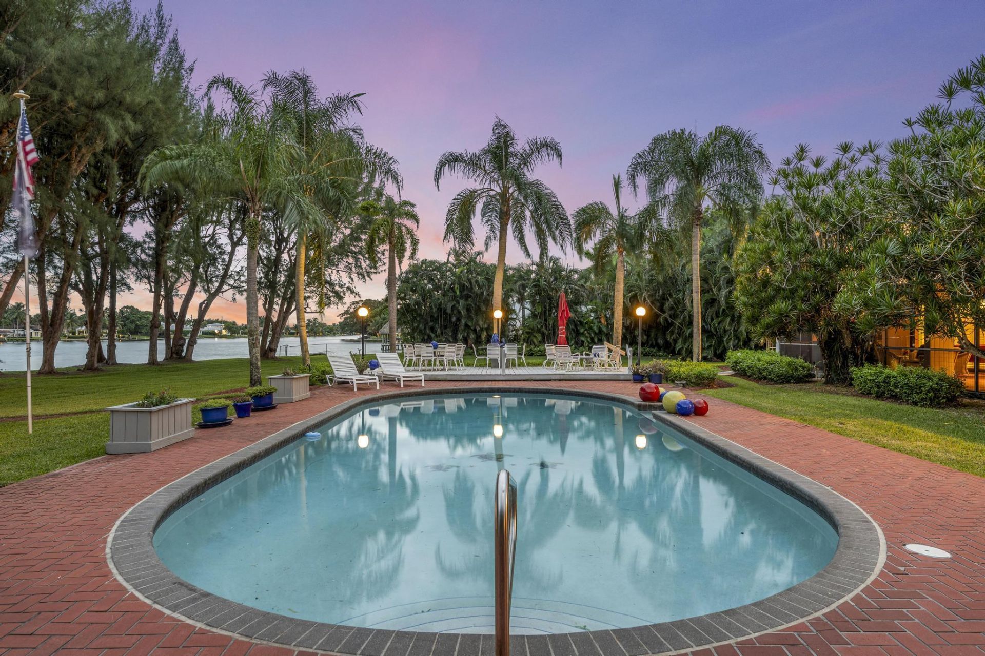 7420 W Lake Drive, Lake Clarke Shores, FL 33406 Photo