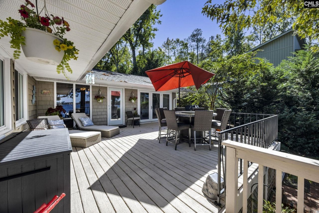 131 West Circle Drive Photo 10