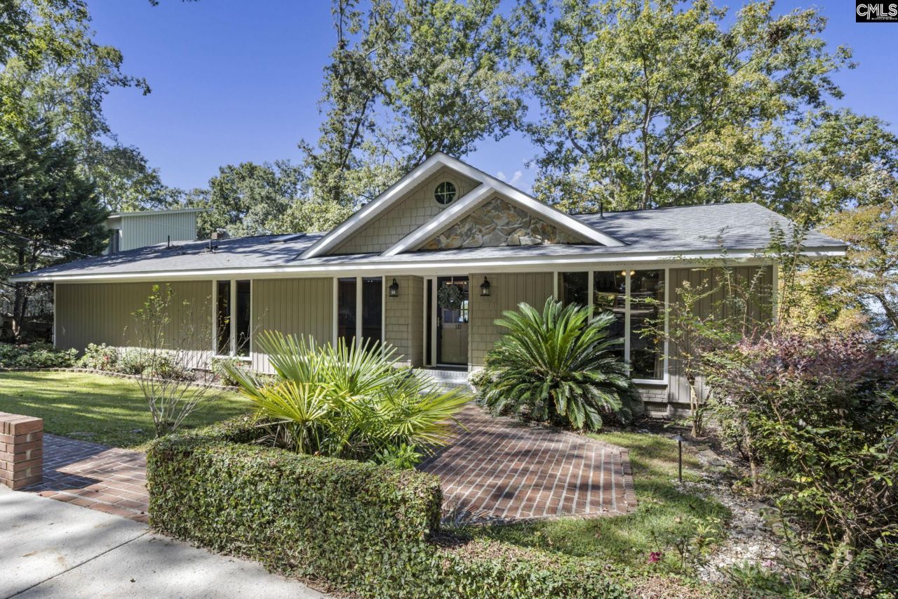 131 West Circle Drive Photo 13