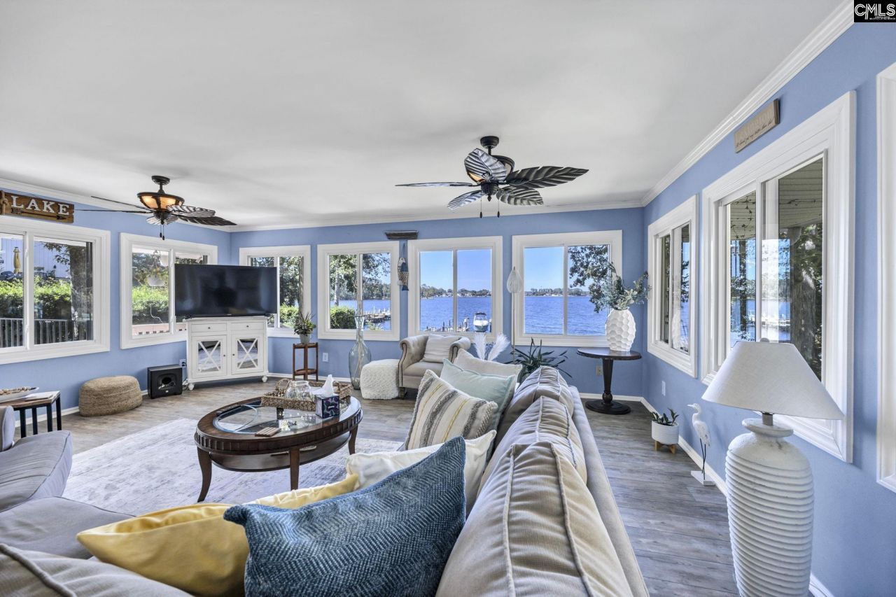 131 West Circle Drive Photo 16