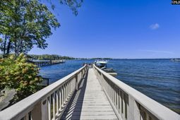 131 West Circle Drive photo 4