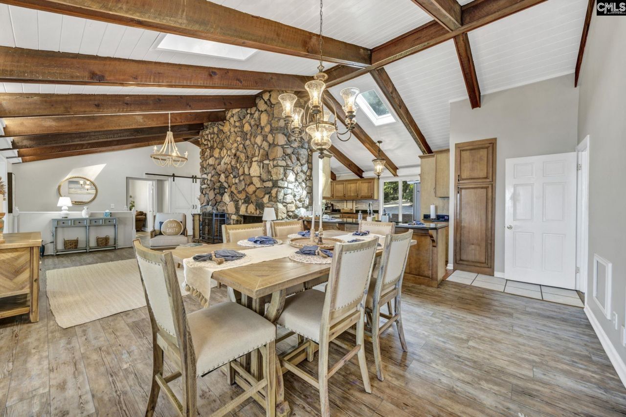 131 West Circle Drive Photo 28