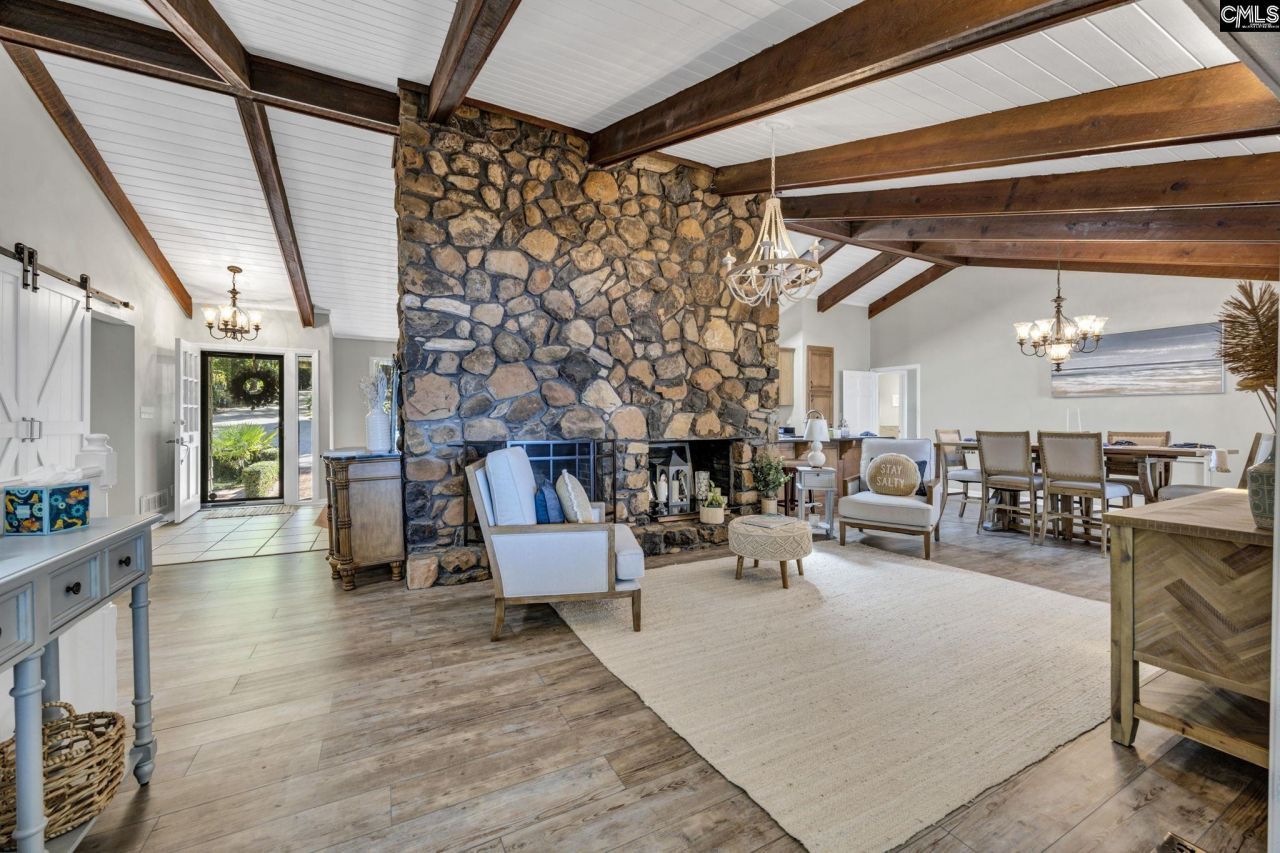 131 West Circle Drive Photo 31