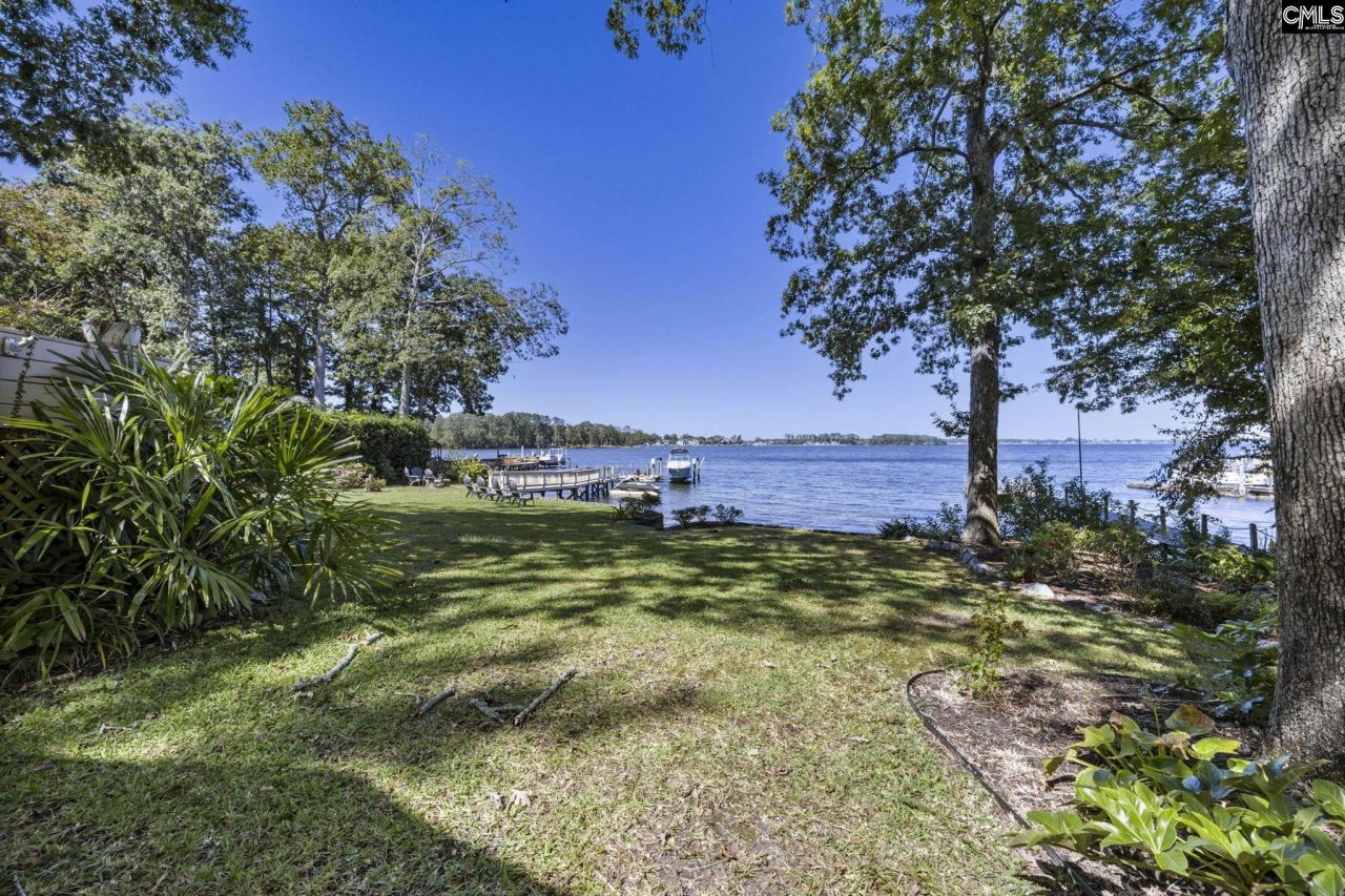 131 West Circle Drive Photo 58