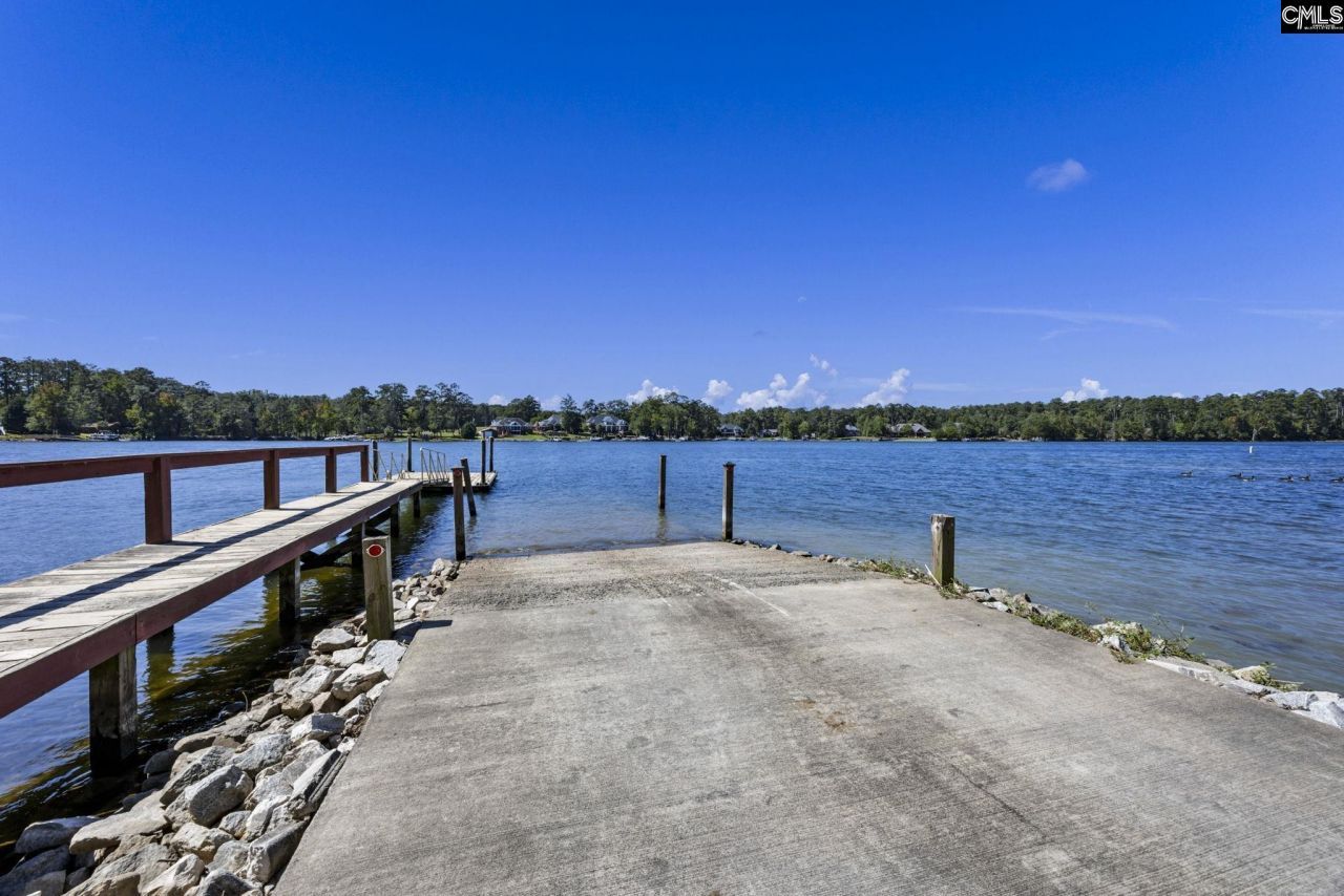 131 West Circle Drive Photo 66