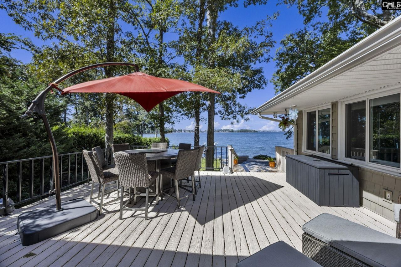 131 West Circle Drive Photo 8