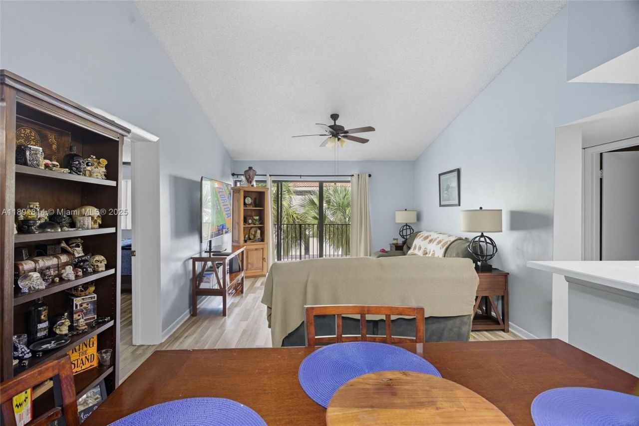 9122 W Atlantic Blvd, Unit 732, Coral Springs, FL 33071 Photo