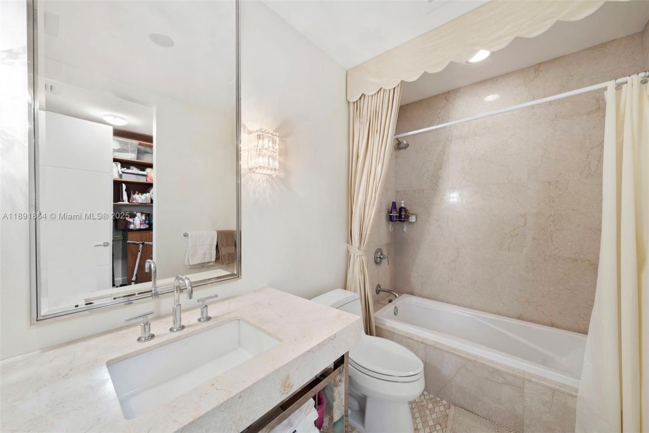 9705 Collins Ave, Unit 1402N, Bal Harbour, FL 33154 Photo