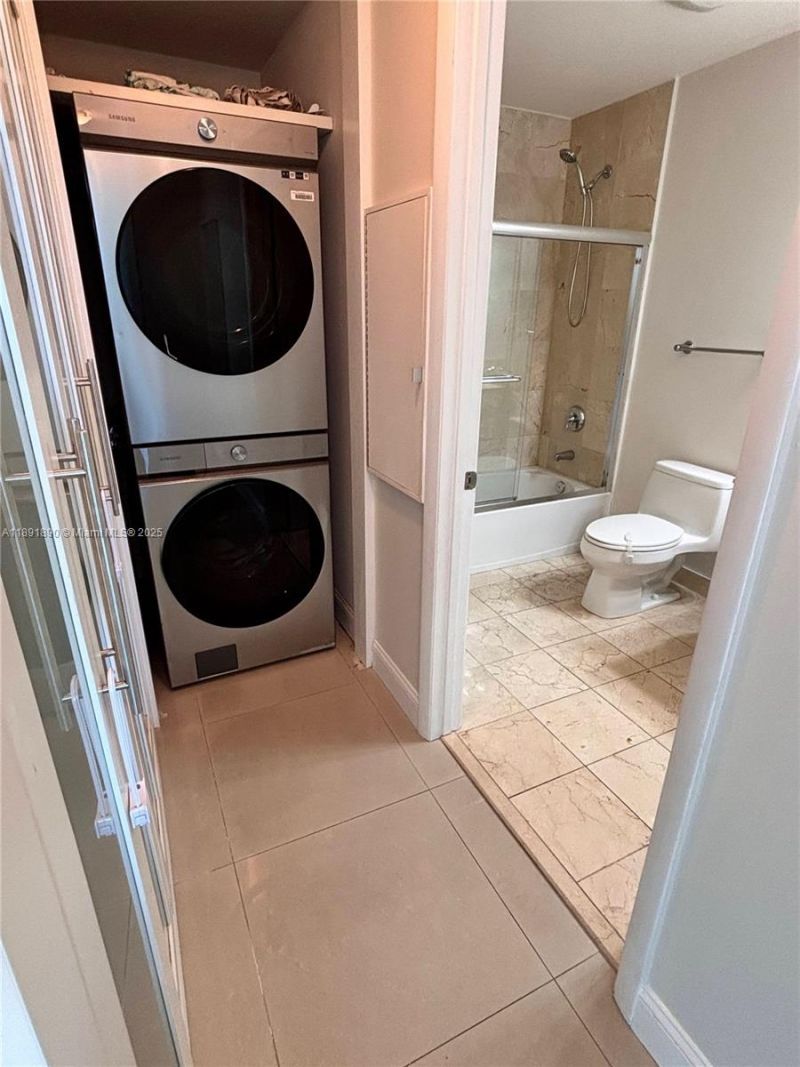 3131 NE 188th St, Unit 1-809, Aventura, FL 33180 Photo