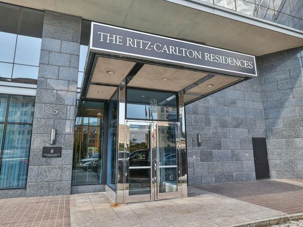 5 Renaissance Square, Unit 12A, White Plains, NY 10601