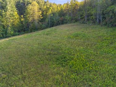 5531 KY-746, Campton, KY 41301