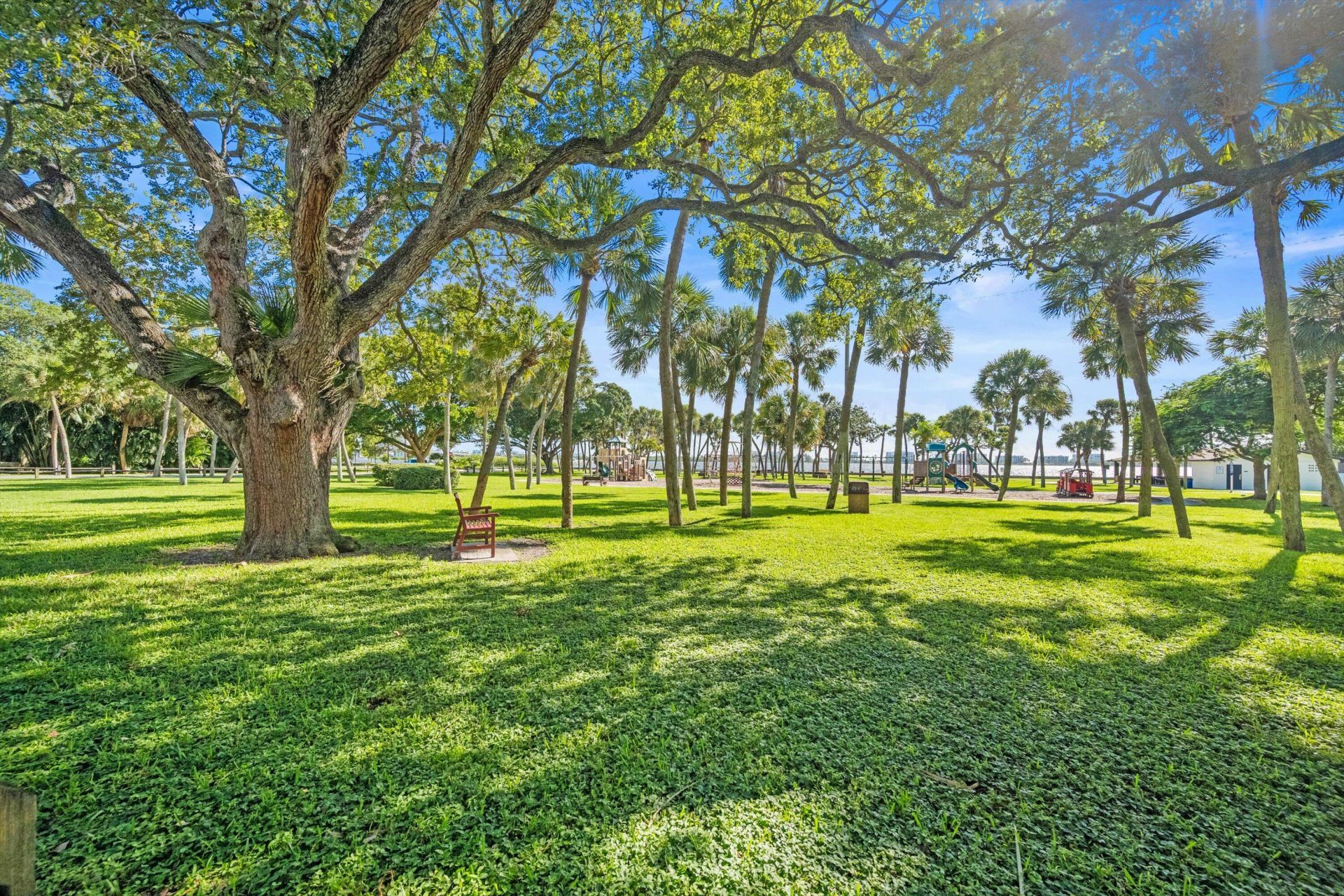 421 S Lakeside Drive, Unit 7, Lake Worth Beach, FL 33460 Photo