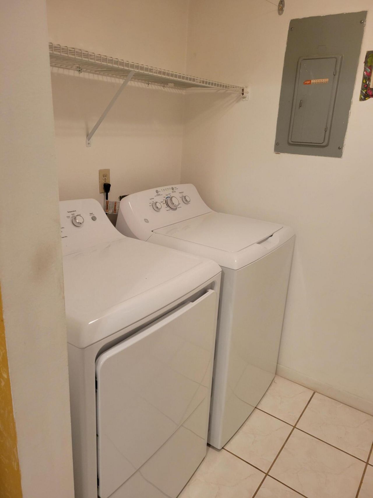 325 Knotty Pine Circle, Unit B-2, Greenacres, FL 33463 Photo