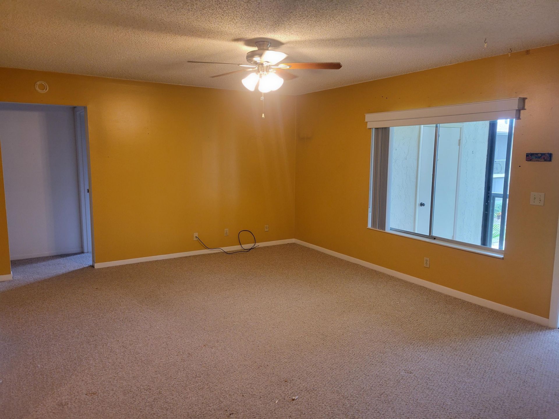 325 Knotty Pine Circle, Unit B-2, Greenacres, FL 33463 Photo