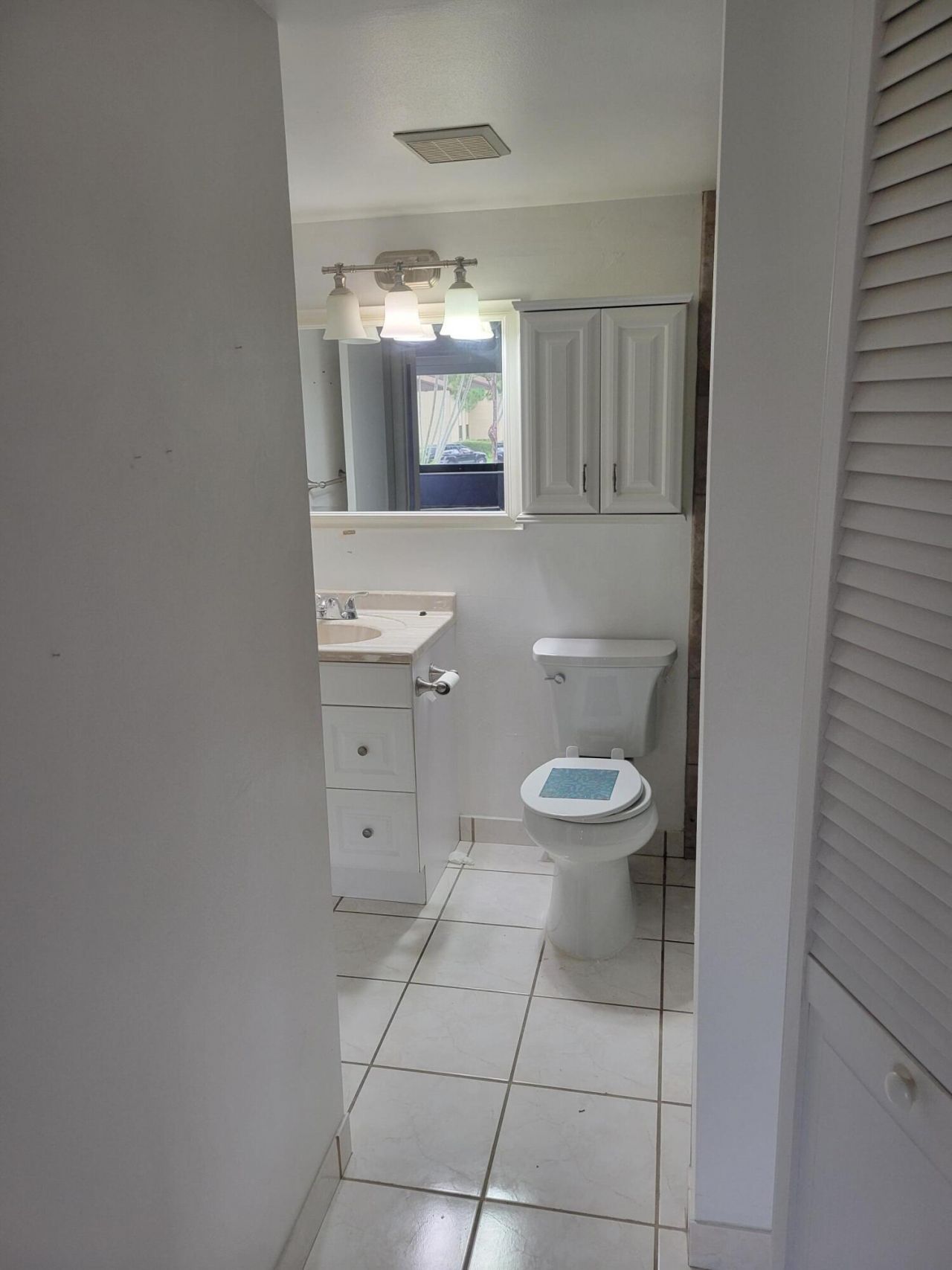 325 Knotty Pine Circle, Unit B-2, Greenacres, FL 33463 Photo