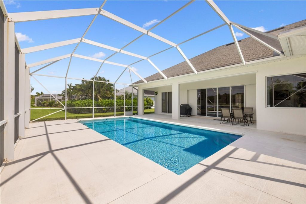 106 King Fisher Way, Sebastian, FL 32958 Photo