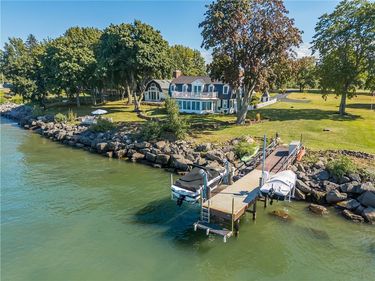 3079 Lake Road, Williamson, NY 14589