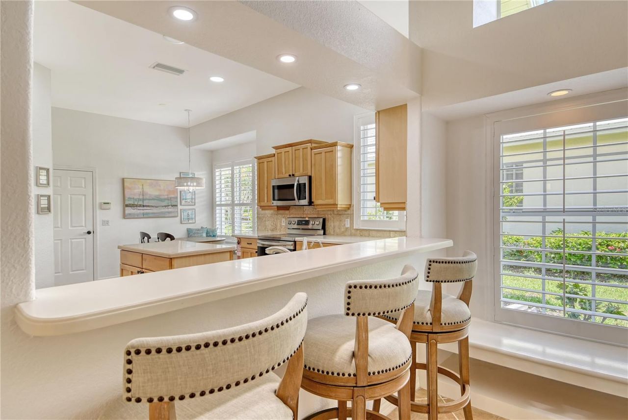 340 Bermuda Court, Unit 5, Venice, FL 34293 Photo