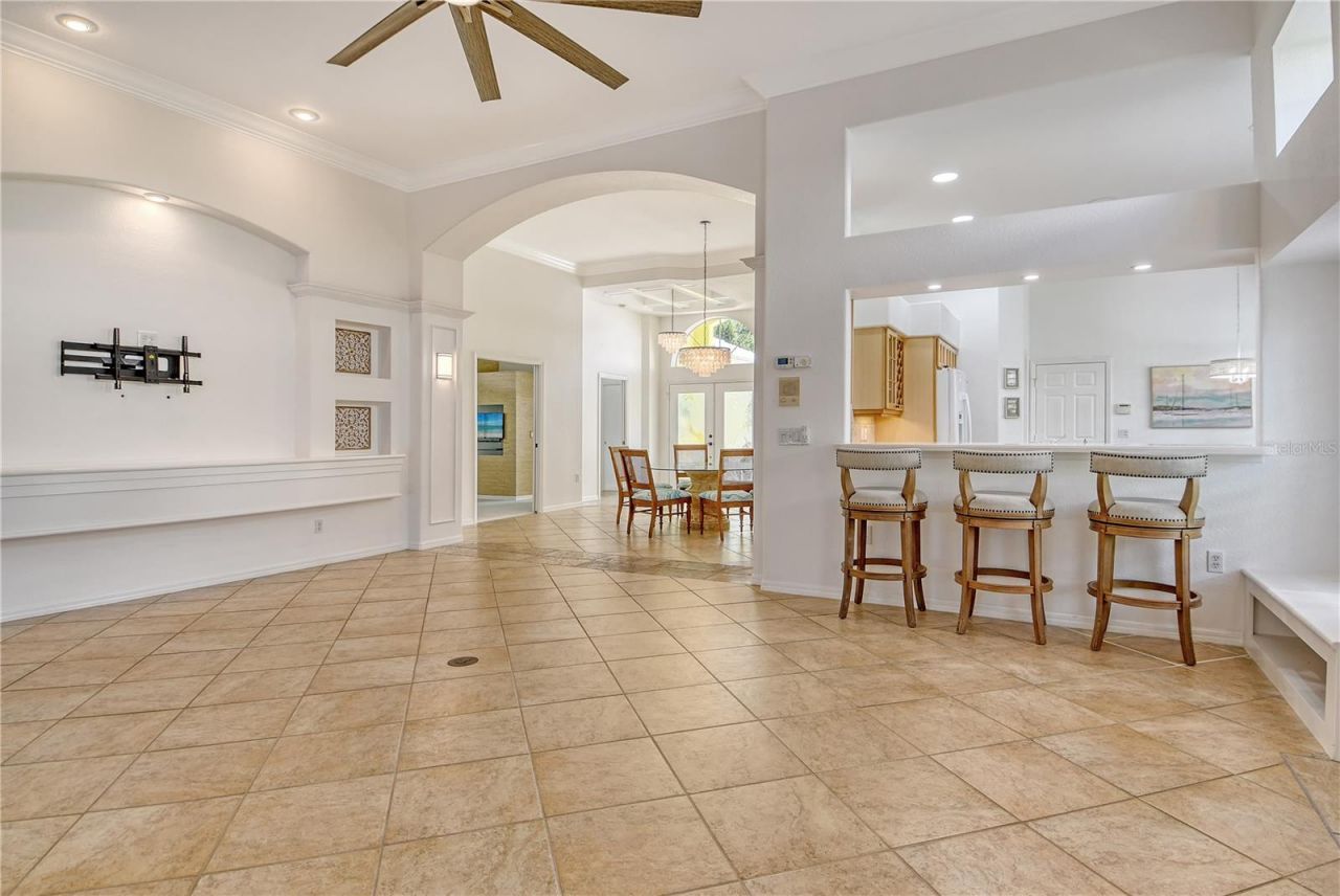 340 Bermuda Court, Unit 5, Venice, FL 34293 Photo