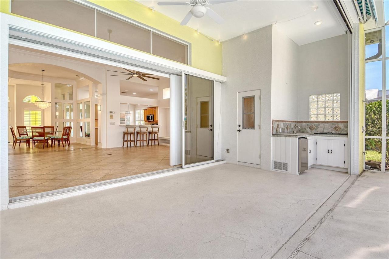 340 Bermuda Court, Unit 5, Venice, FL 34293 Photo