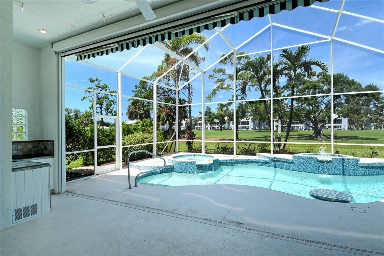 340 Bermuda Court, Unit 5, Venice, FL 34293 Photo