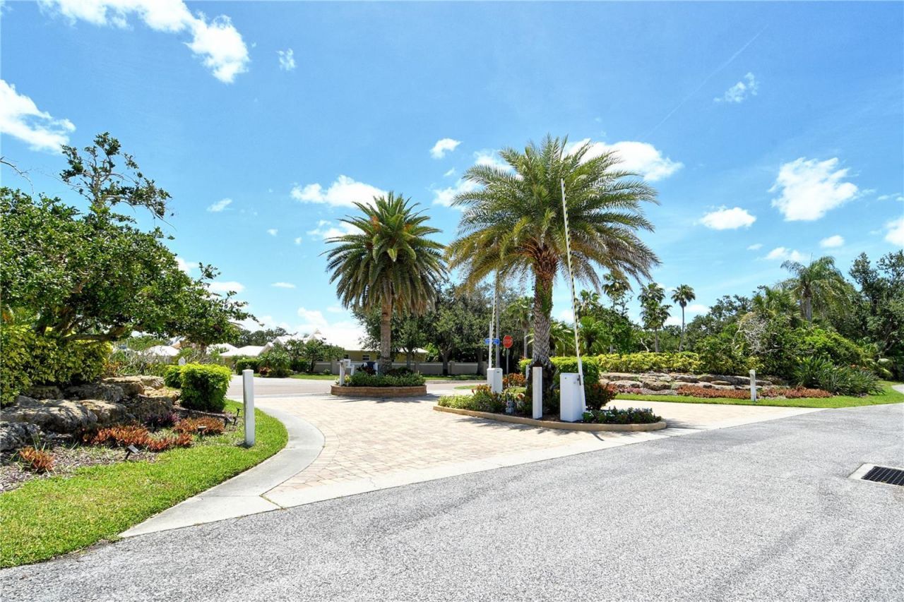 340 Bermuda Court, Unit 5, Venice, FL 34293 Photo