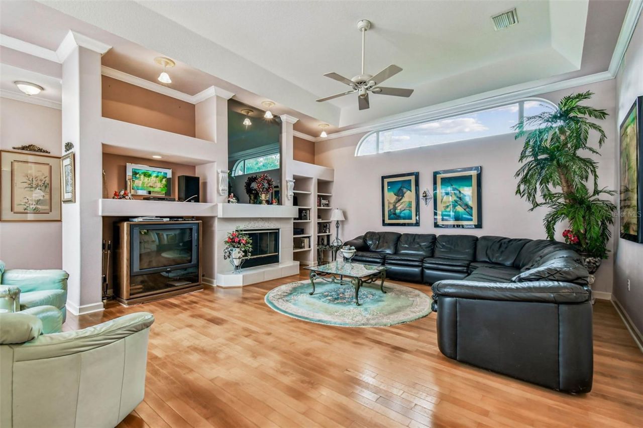 8675 Buttonwood Lane N, Pinellas Park, FL 33782 Photo