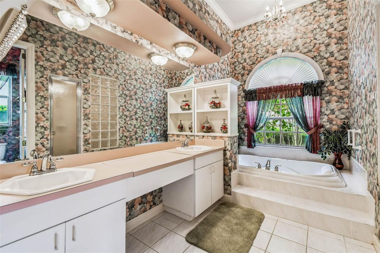 8675 Buttonwood Lane N, Pinellas Park, FL 33782 Photo