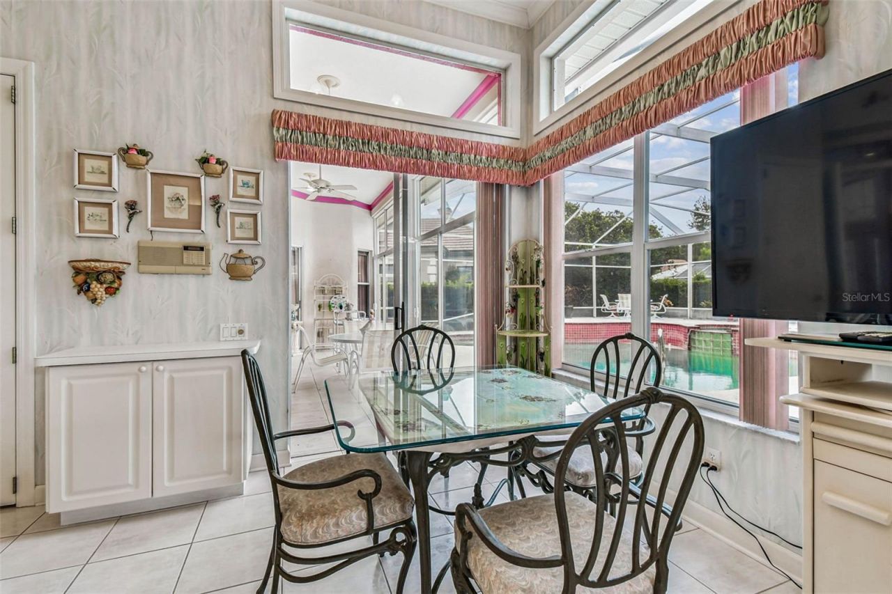 8675 Buttonwood Lane N, Pinellas Park, FL 33782 Photo