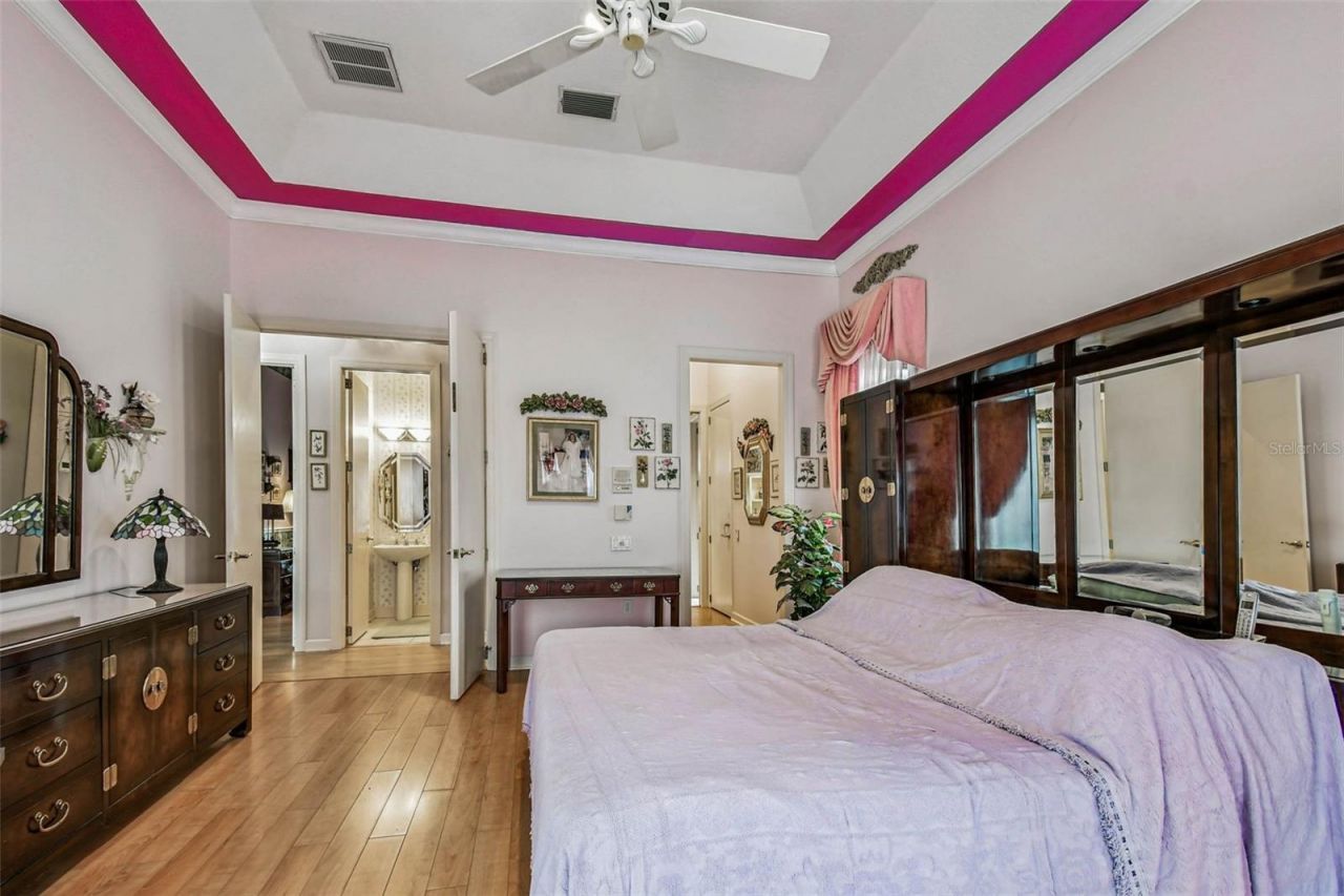 8675 Buttonwood Lane N, Pinellas Park, FL 33782 Photo