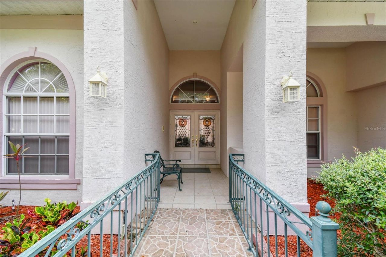 8675 Buttonwood Lane N, Pinellas Park, FL 33782 Photo