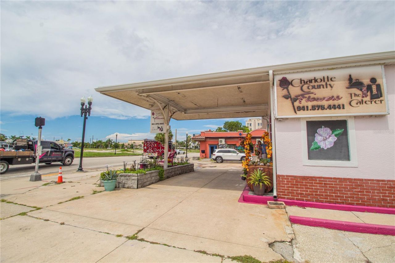 140 Tamiami Trail, Punta Gorda, FL 33950 Photo