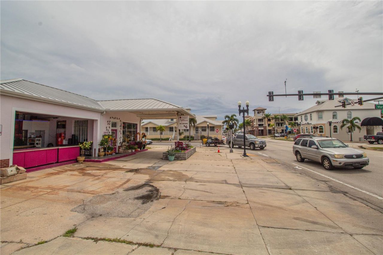 140 Tamiami Trail, Punta Gorda, FL 33950 Photo