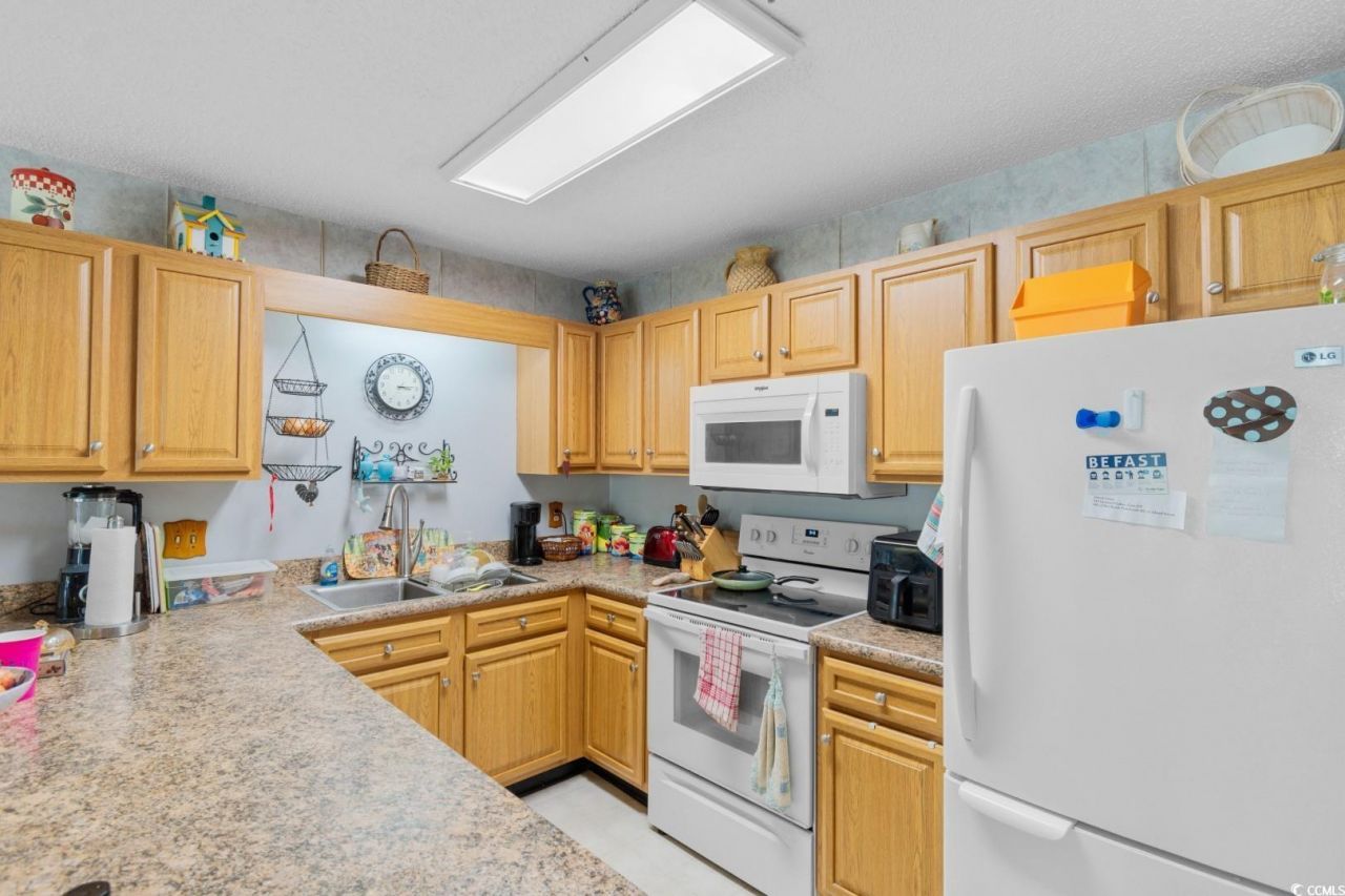 510 Fairwood Lakes Dr. Photo 5