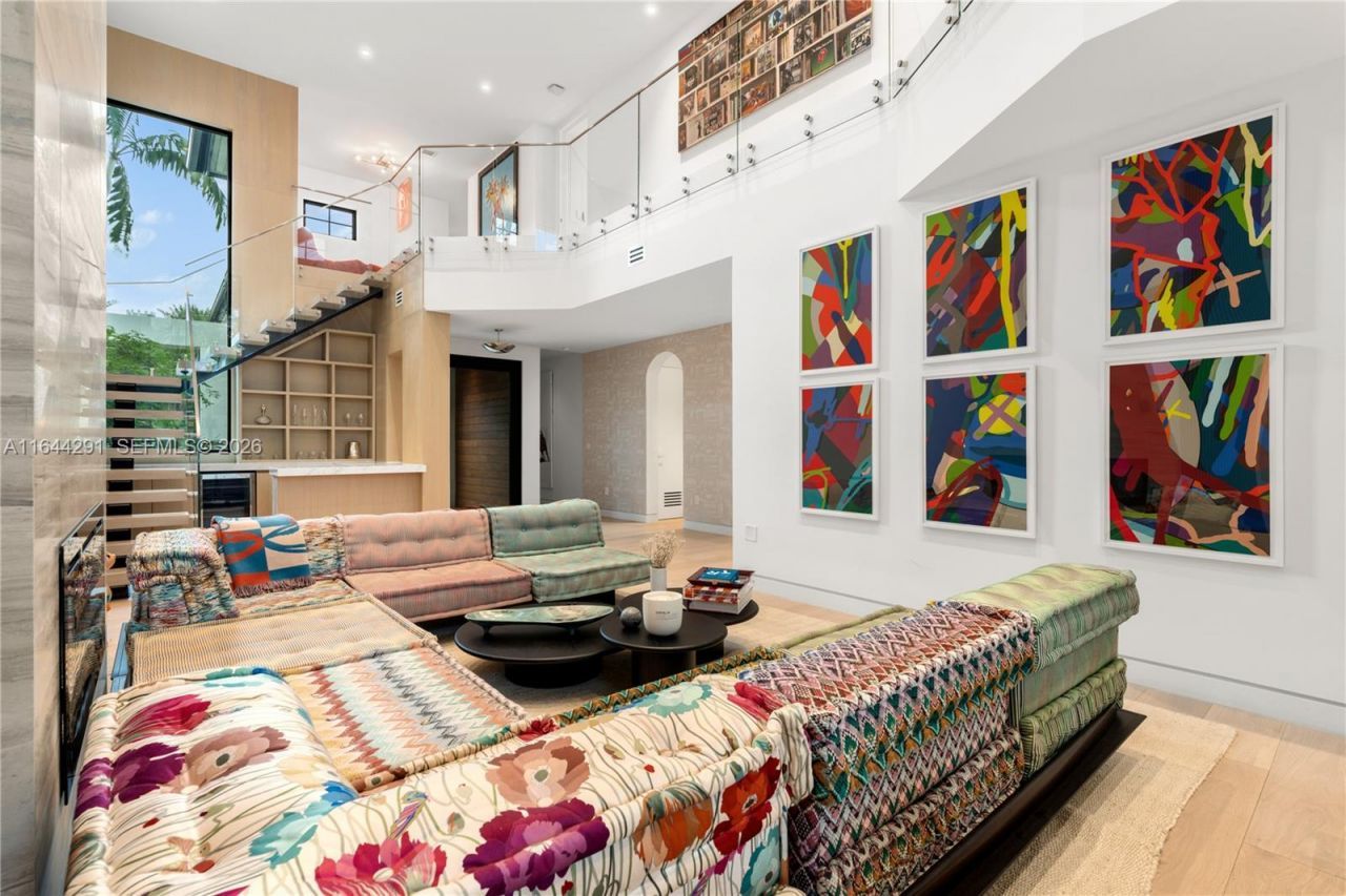 4442 Prairie Ave, Miami Beach, FL 33140 Photo