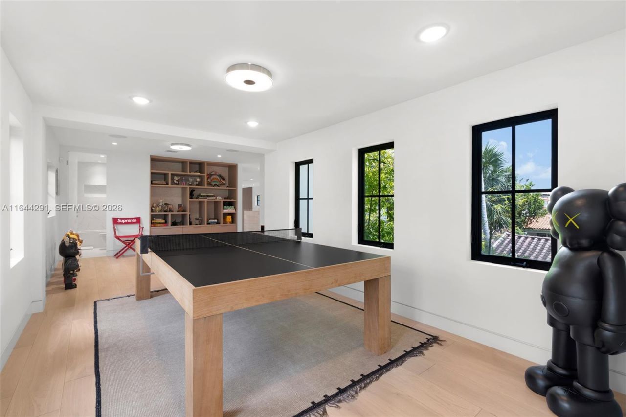 4442 Prairie Ave, Miami Beach, FL 33140 Photo